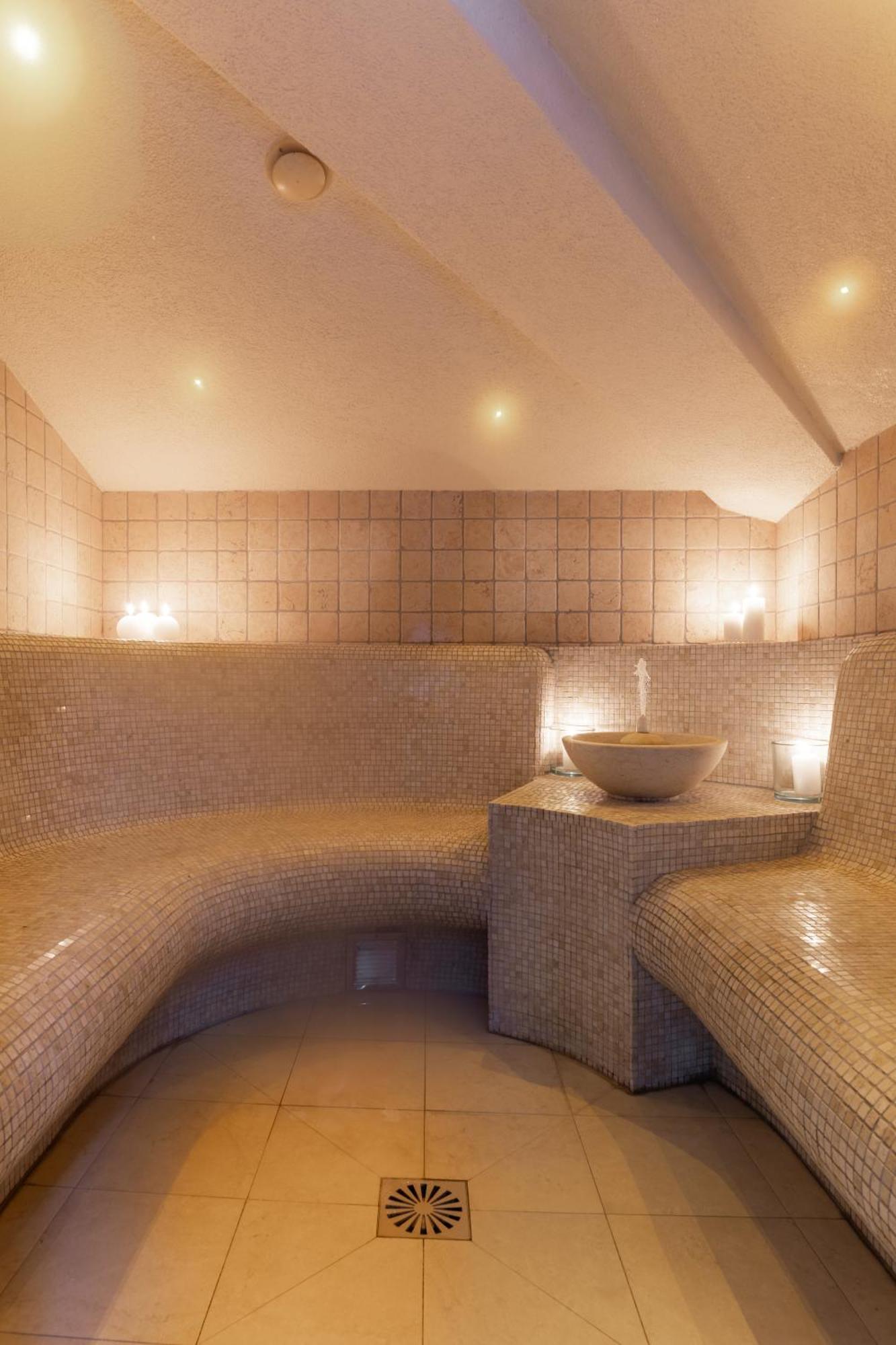 Bed & Breakfast Romantica Wellness &